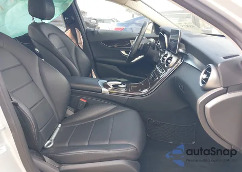 2015 Mercedes-Benz C 300 4Matic/Luxury 4Matic/Sport 4Matic из США, поврежденный, VIN 55SWF4KB7FU000603